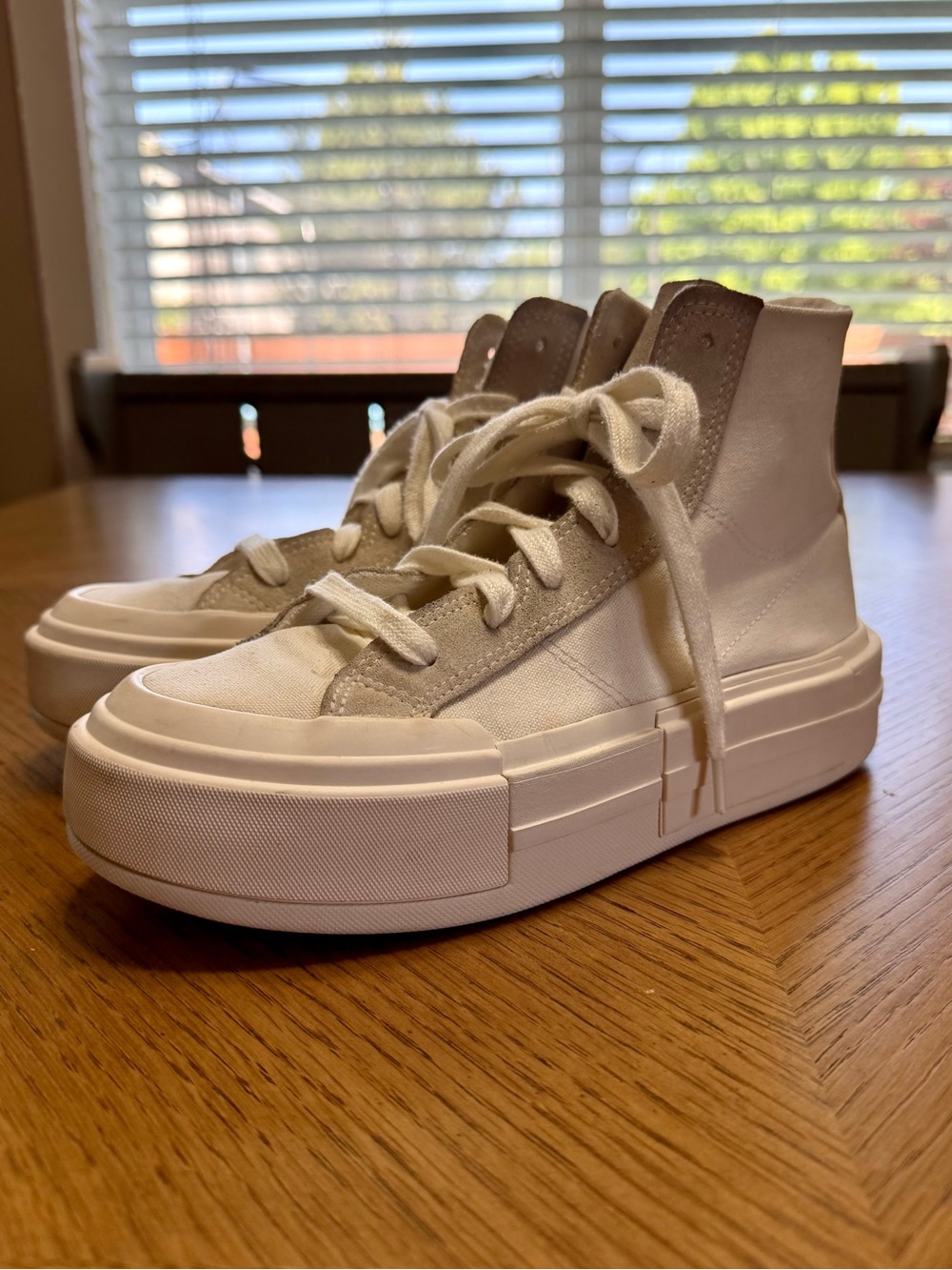 Converse Chuck Taylor All Star White Platform Sneakers - Picture 4 of 16